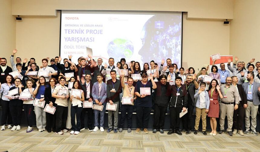 Geleceğin bilim insanları ödüllerine kavuştu