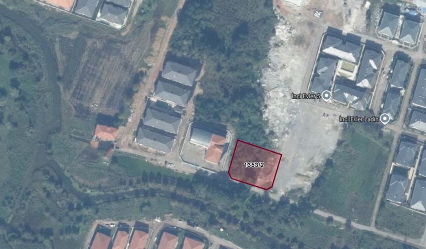 KARASU’DA DENİZE YAKIN DEĞERLİ ARSA SATIŞTA