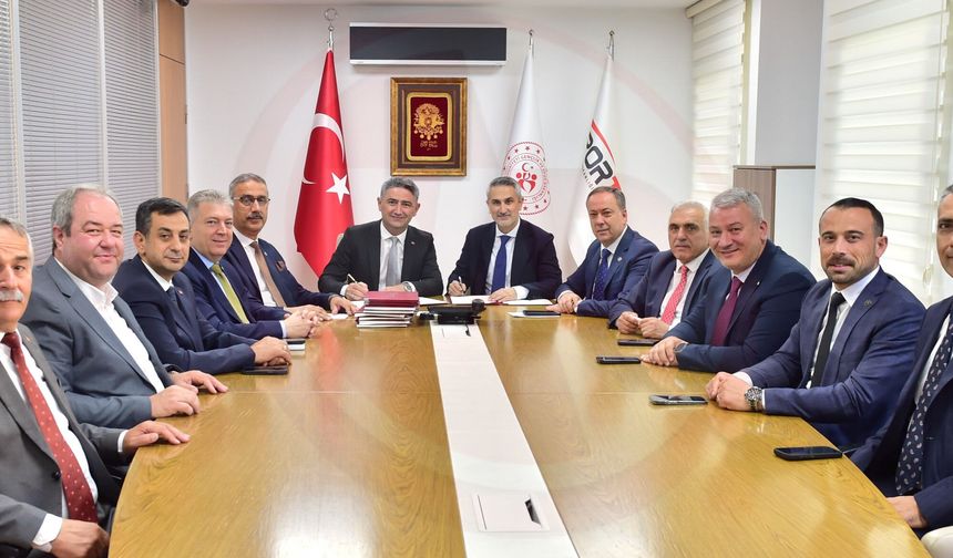 Çelik’ten Ankara’da yatırım ve hizmet temasları
