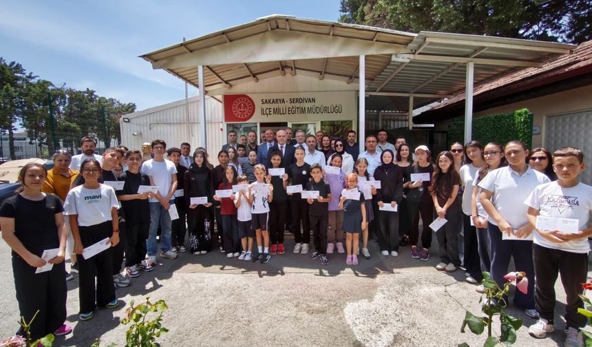 Serdivan MEM’de ödül töreni