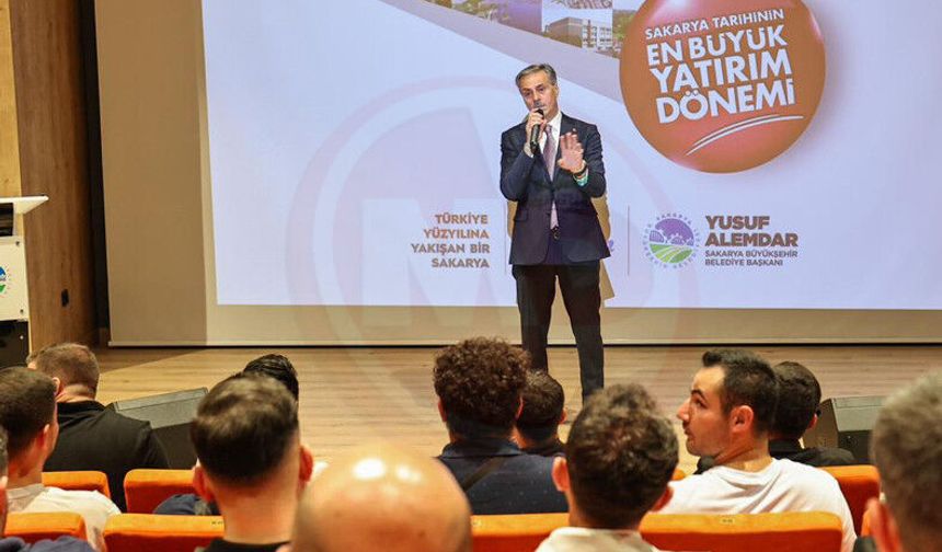 Başkan Alemdar gençlerle AKM’de buluştu