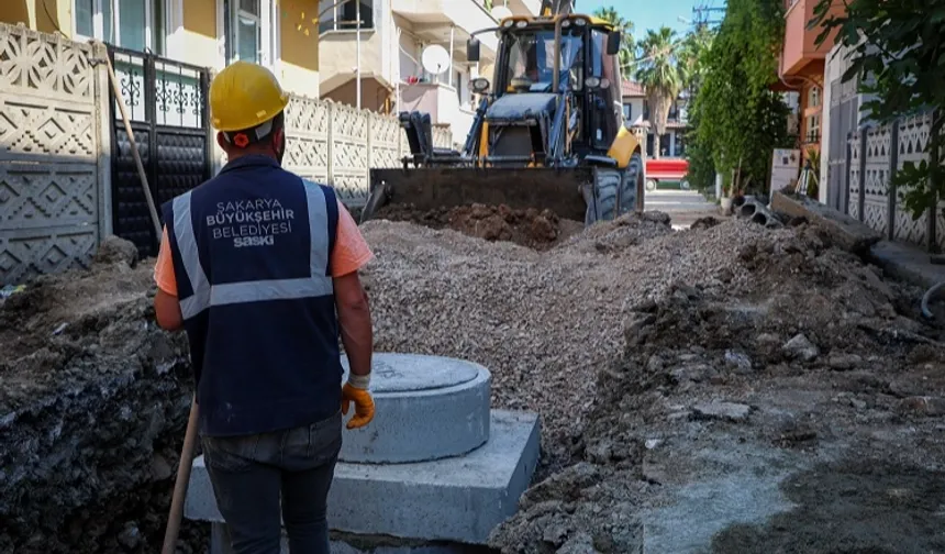 SASKİ, İstiklal Mahallesi'nin yağmur suyu altyapısını güçlendiriyor