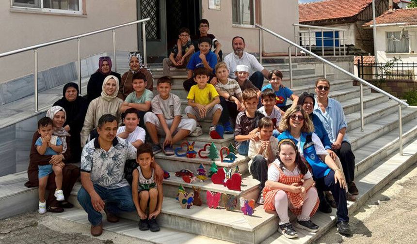 Gezici umut atölyesi mahalle mahalle umut taşıyor