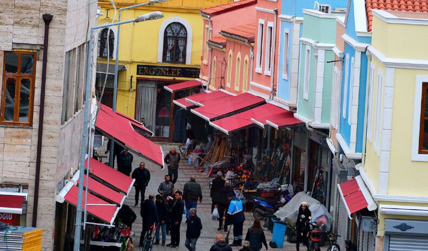 Uzunçarşı’nın tamamı yepyeni bir yüze kavuşuyor