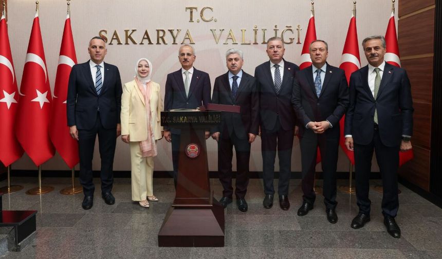 Bakan Uraloğlu’ndan Sakarya’da ziyaret trafiği