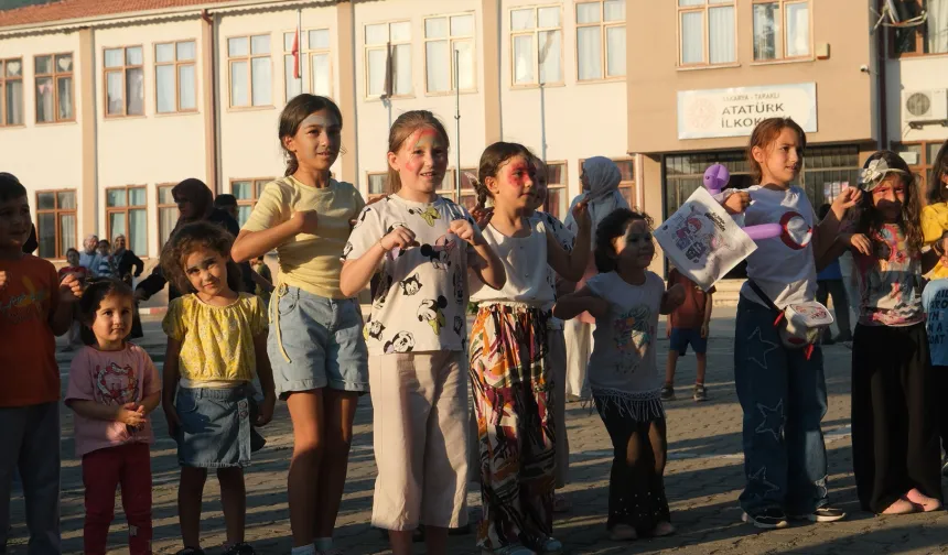 Sakarya Taraklı'da çocuklarla 'Gezgin' buluşma