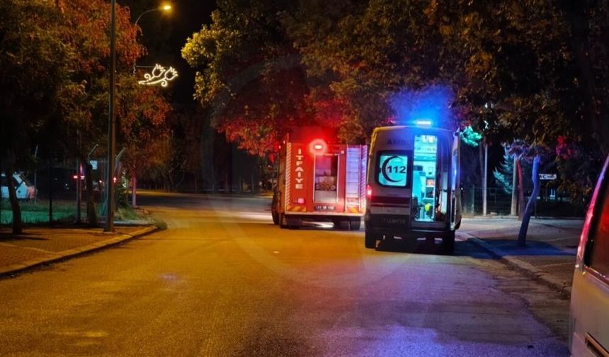 Sakarya Nehri'ne düşen kişi ekipler tarafından kurtarıldı