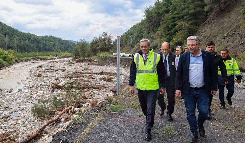 Başkan Alemdar afet mesaisi için Geyve’de