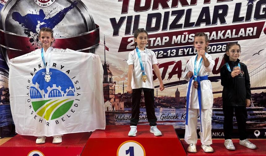 Büyükşehir sporcularından farklı branşlarda gururlandıran başarı