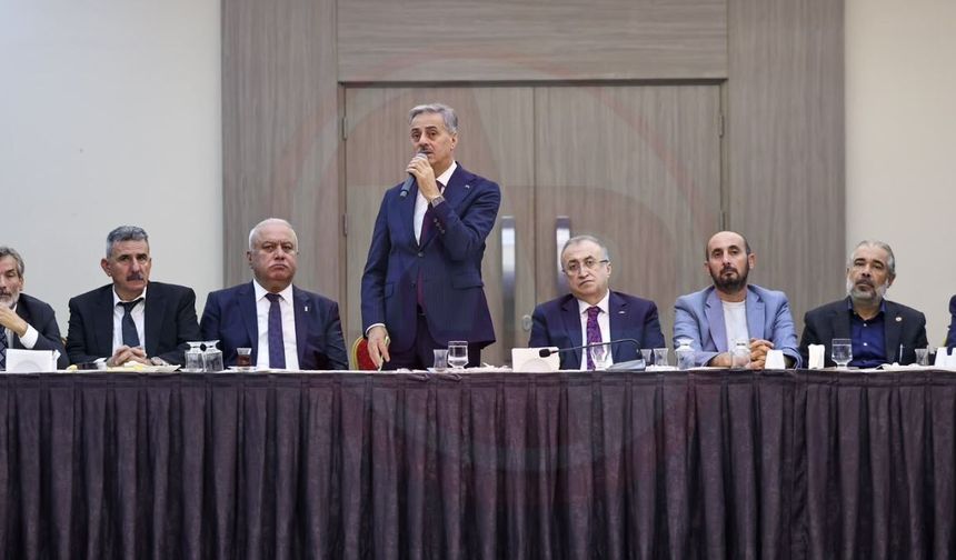 Alemdar esnaf temsilcileriyle bir araya geldi