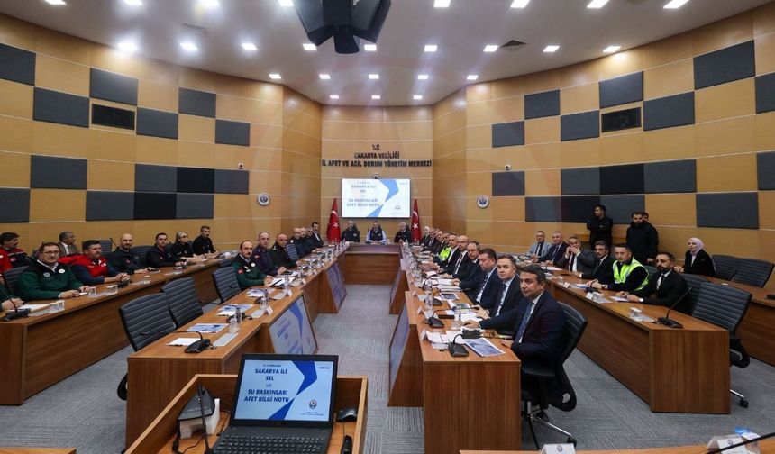 Bakan Çiftçi sel incelemesi için Sakarya'ya geldi