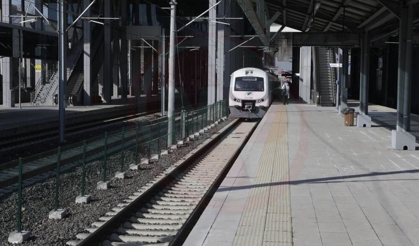 Raylı sistemler dünya nüfusunun 5'te 2'si kadar yolcu taşıdı