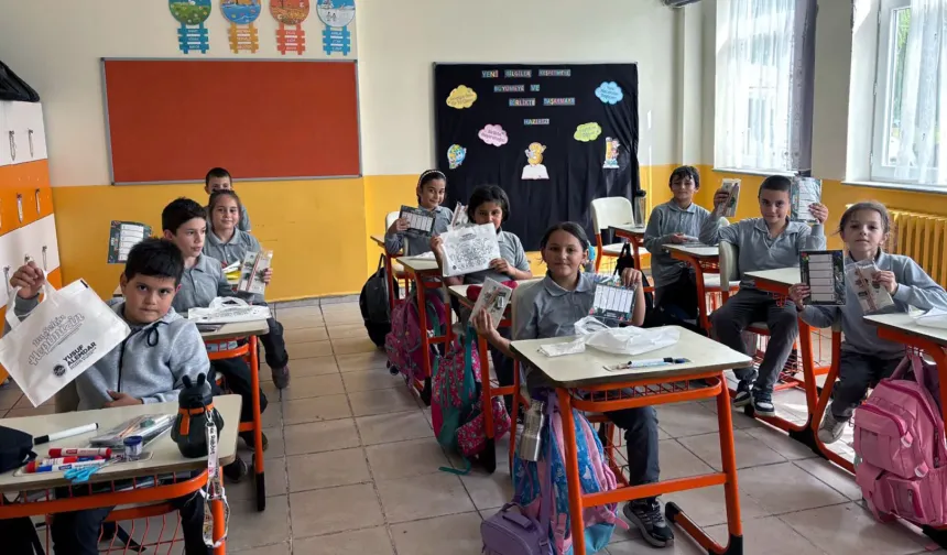 Büyükşehir kırsaldaki öğrencilerin okul heyecanına ortak oldu