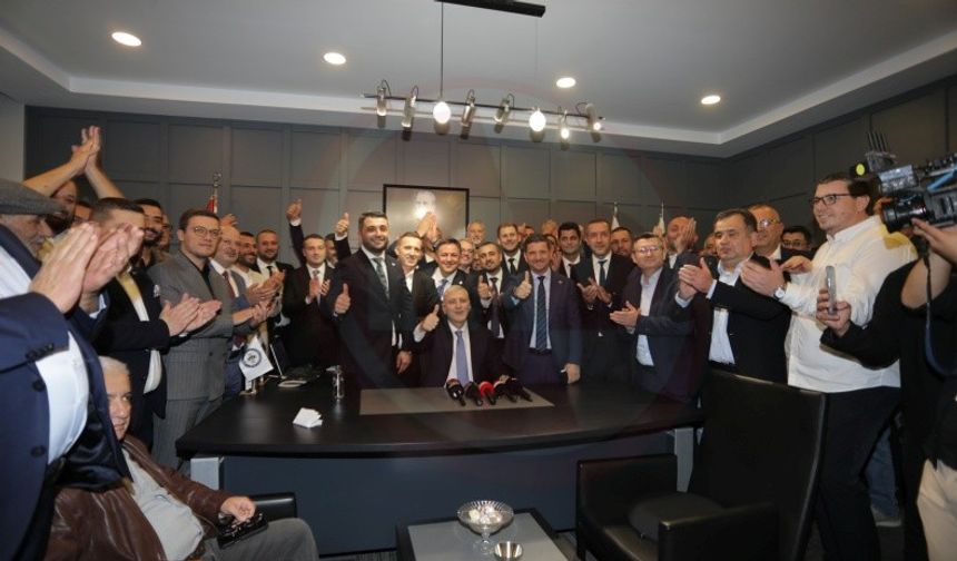 YSK Akgün Altuğ ile devam dedi