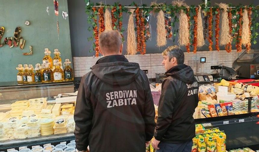 Serdivan’da marketlerde kapsamlı denetim