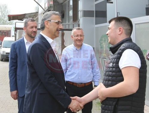 lutfi_bayraktar_adapazarini_karis_karis_geziyor (5)