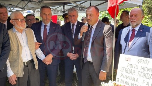 15_temmuz_sehidi_mezari_basinda_anildi (4)-1