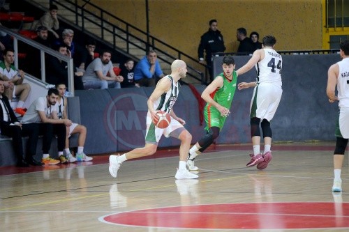 Buyuksehir_Basketbol_Farkla_Kazandi (3)