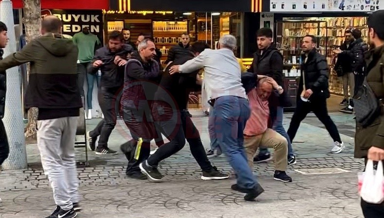 Cark Caddesi Boks Ringine Dondu (1)