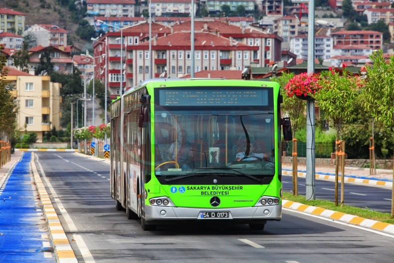 20 Yeni Otobus 50 Milyon Tl Asfalt (2)