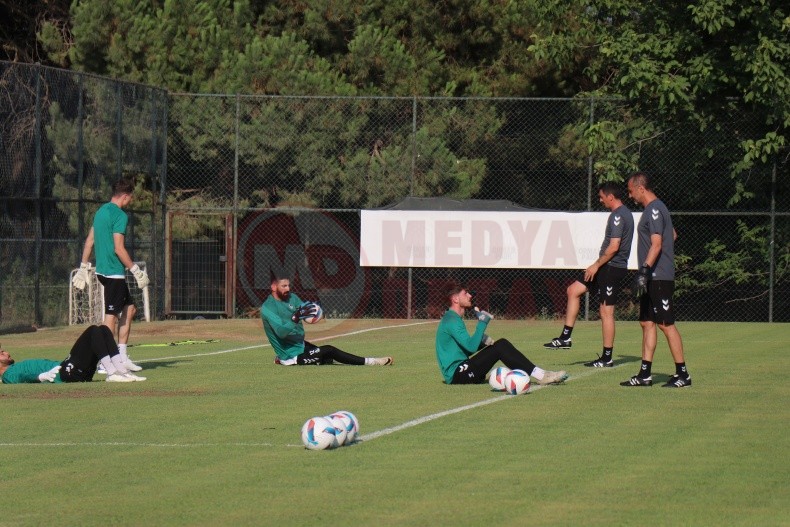 Sakaryaspor 3 Uncu Etap Antrenman (3)