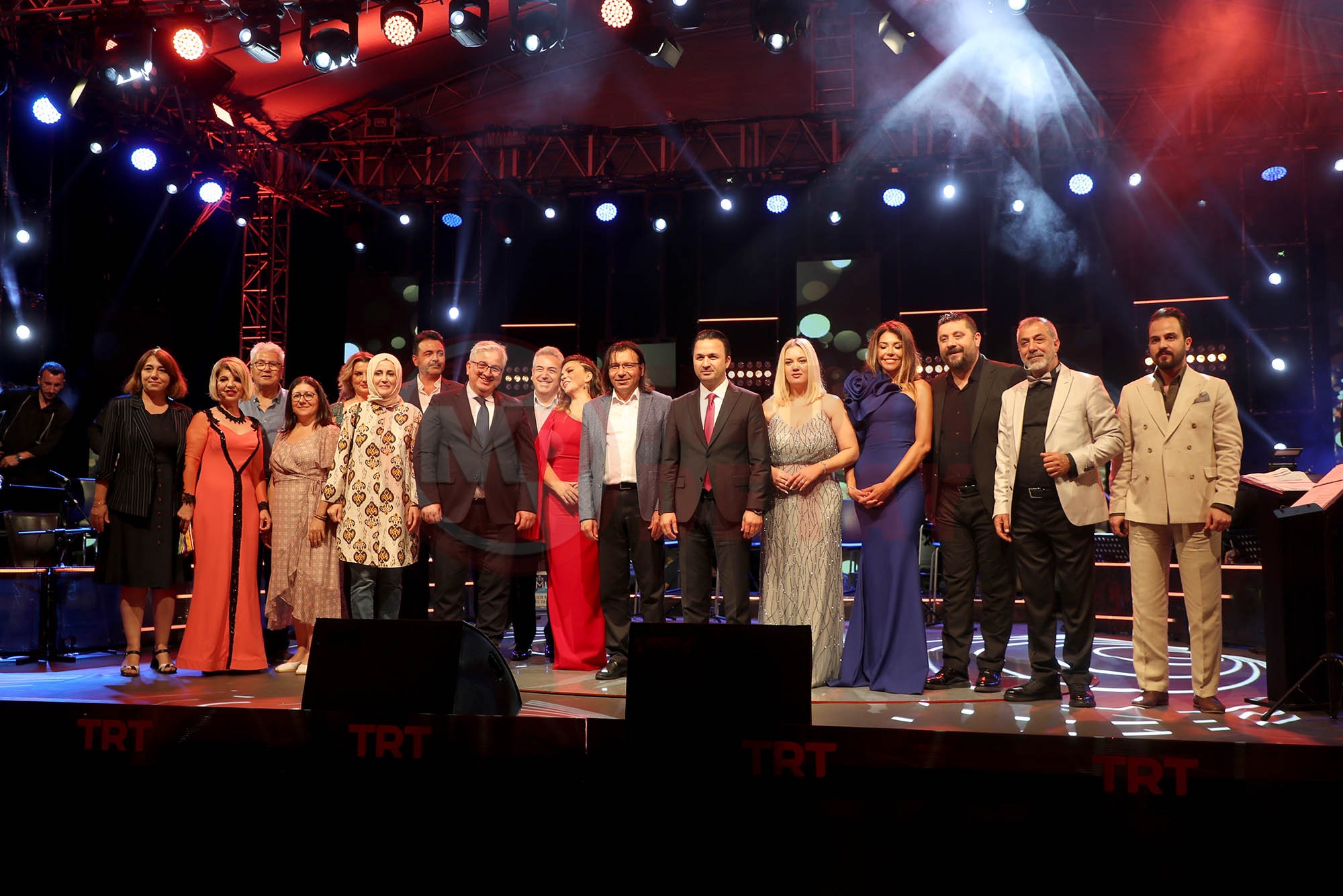 Festi̇val (1)