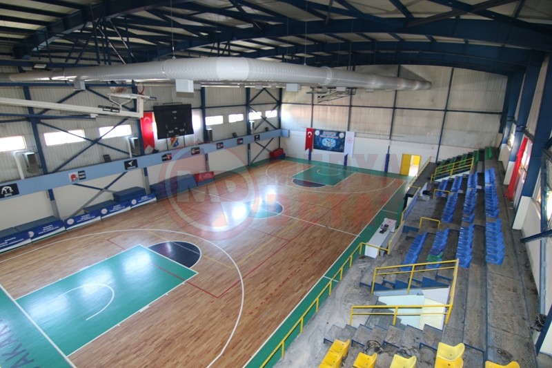 Lütfü Yaman Spor Salonu