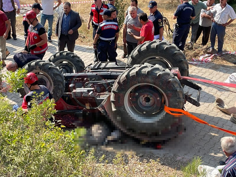 Hala Ve Yegeni Kazada Can Verdi6