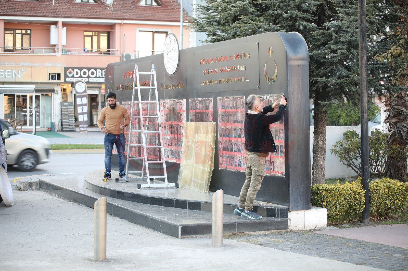 Erenler De 15 Temmuz Şehi̇tler Aniti Yeni̇leni̇yor (1)