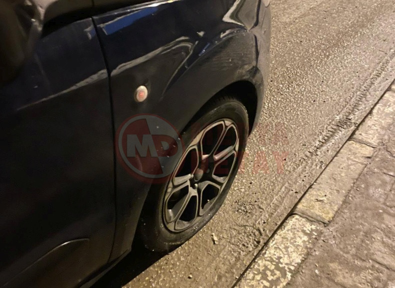 Akyazida Kapatilmayan Cukur Lastikleri Kesti (4)