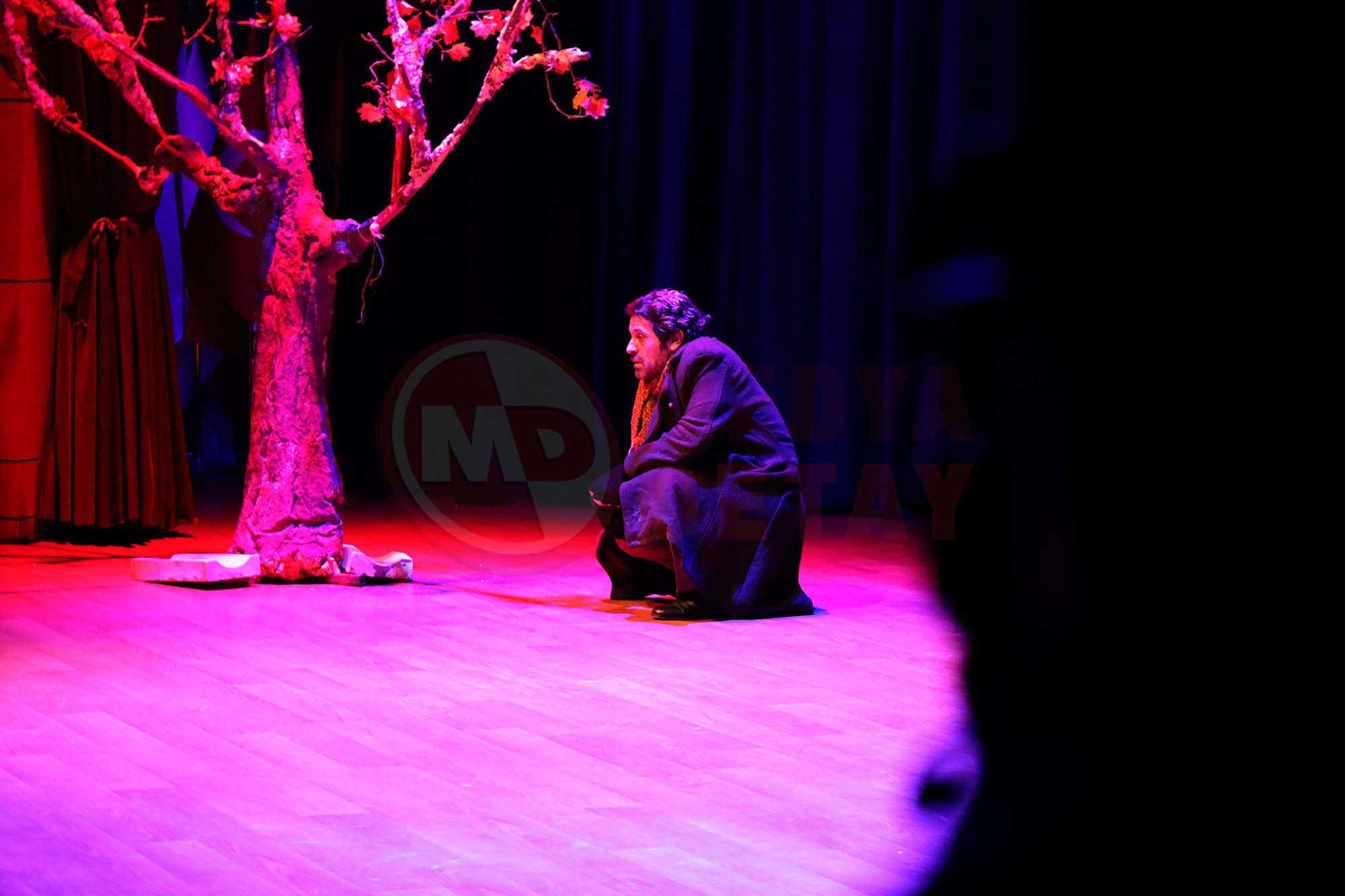 Emi̇n (4)