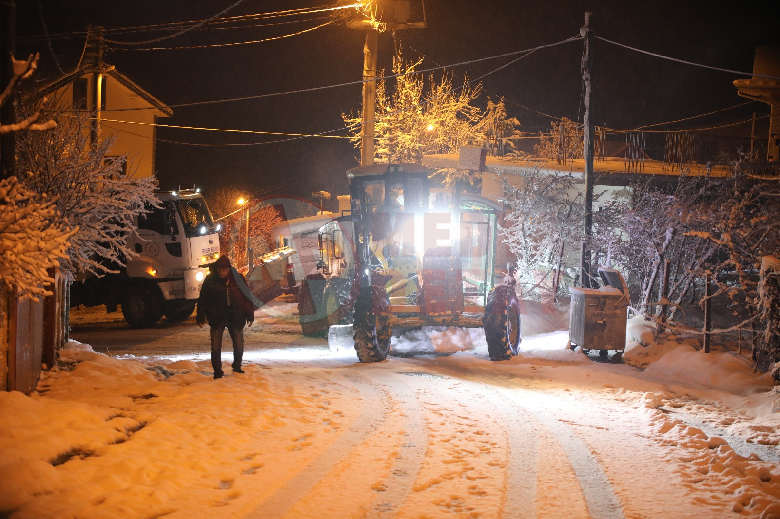 Erenler De Yollar Güvenli̇ (2)