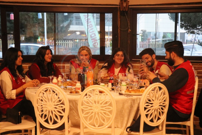 Kizilay Sakarya Iftar (3)