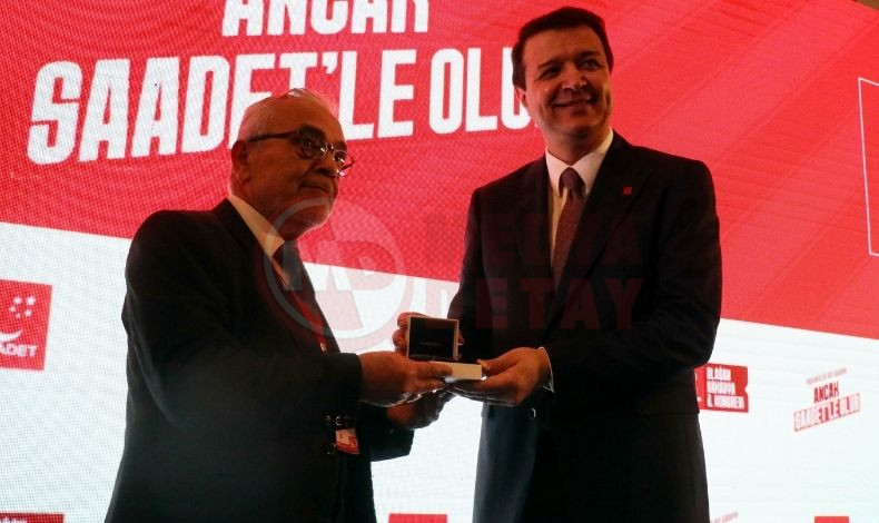 Saadet Partisi Sakarya Kongre1