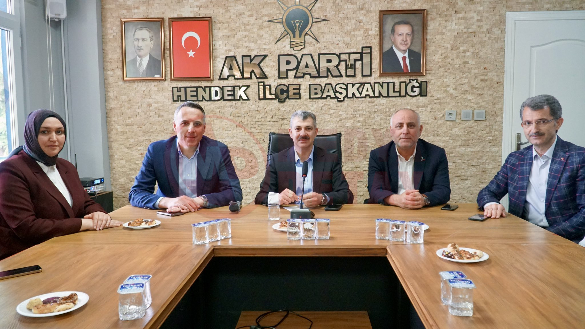 Ak (8)-2