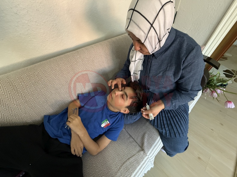 Cocugun Basina Kale Diregi Dustu (1)