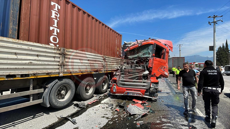 D 650 Zincirleme Kaza3