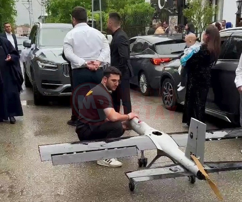 Dugun Konvoyunun Onunu Ihayla Kestiler (4)
