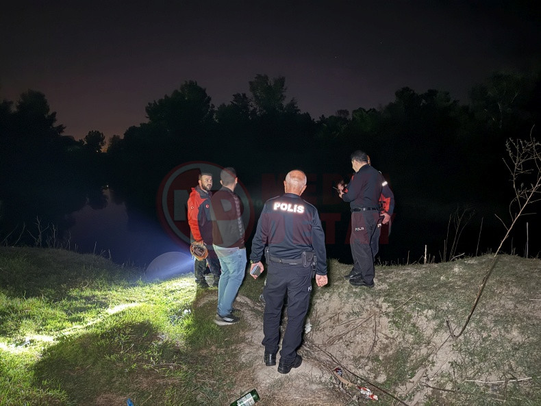 Gece Yarisi Sir Dolu Kaybolus (1)