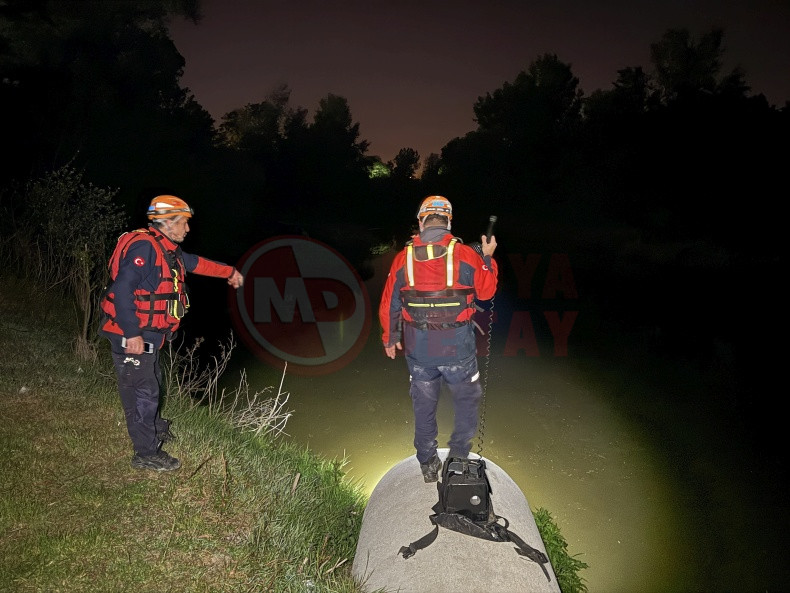 Gece Yarisi Sir Dolu Kaybolus (2)