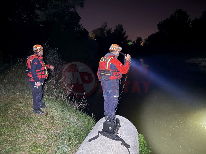 Gece Yarisi Sir Dolu Kaybolus (3)