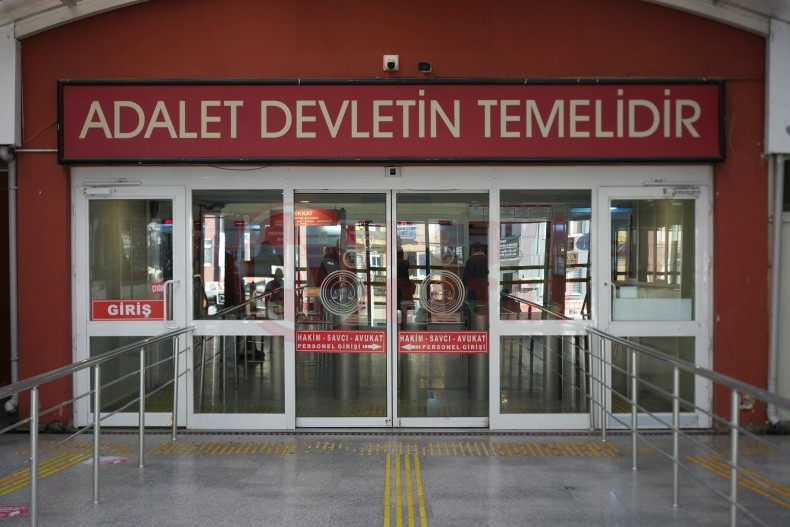 Ucu Sakaryaya Dokunan Mide Bulandiran Bir Hikaye (1)