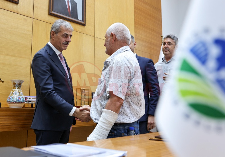 Baskan Alemdar Personelle Bayramlasti (2)