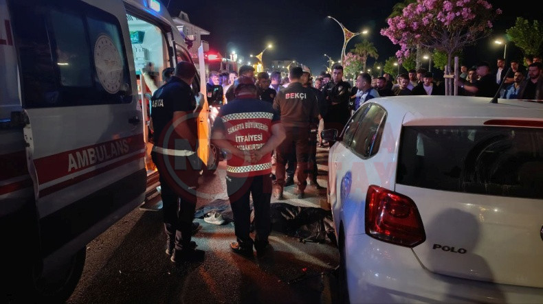 Cop Atmaya Giderken Otomobil Carpti (3)