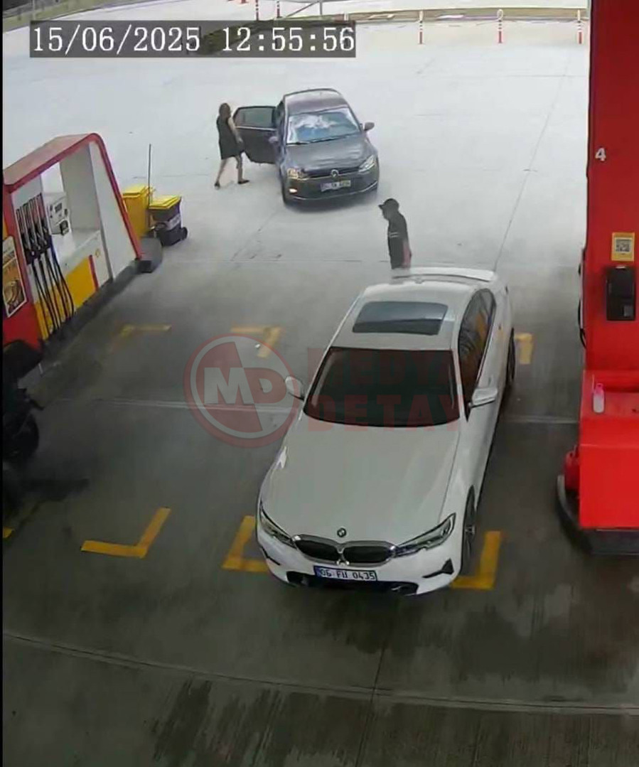 Dinlenme Tesisi Otoparkinda Drift Atti3