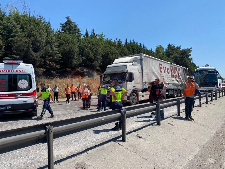 Tem Feci Trafik Kazasi (2)