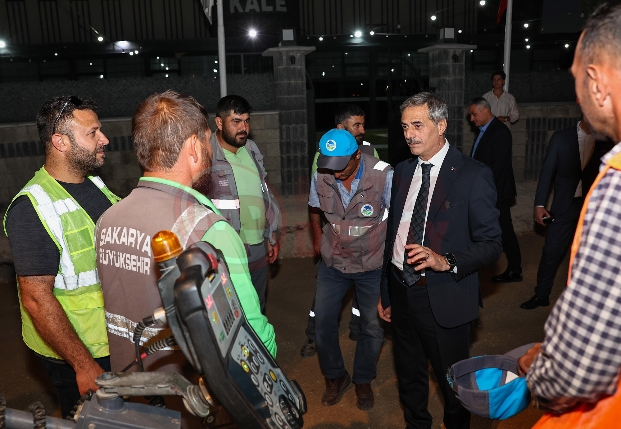 Vi̇zyon (2)