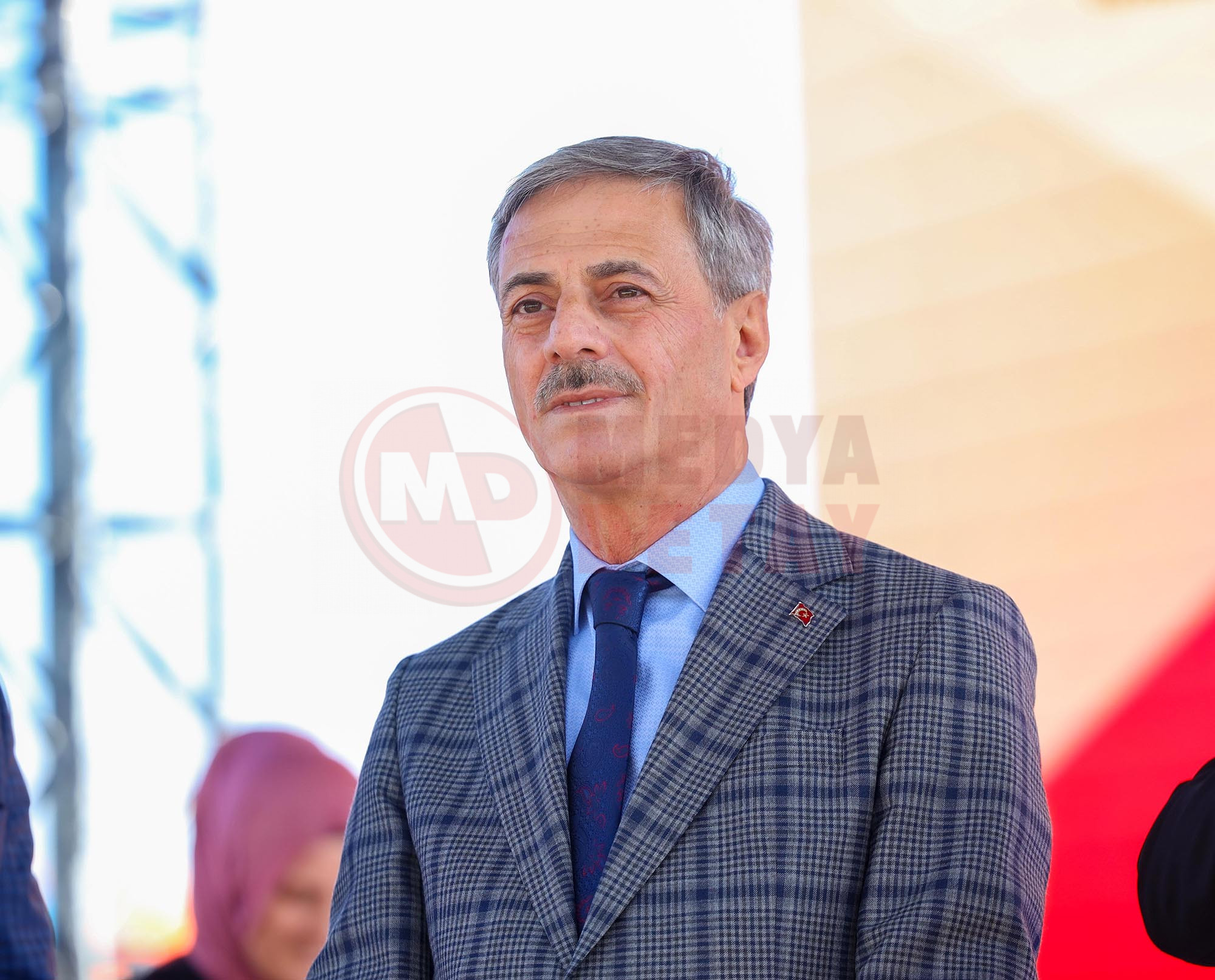 Yariş (4)