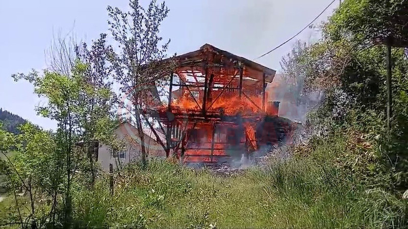 Yayla Evinde Yangin3