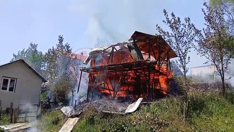 Yayla Evinde Yangin4